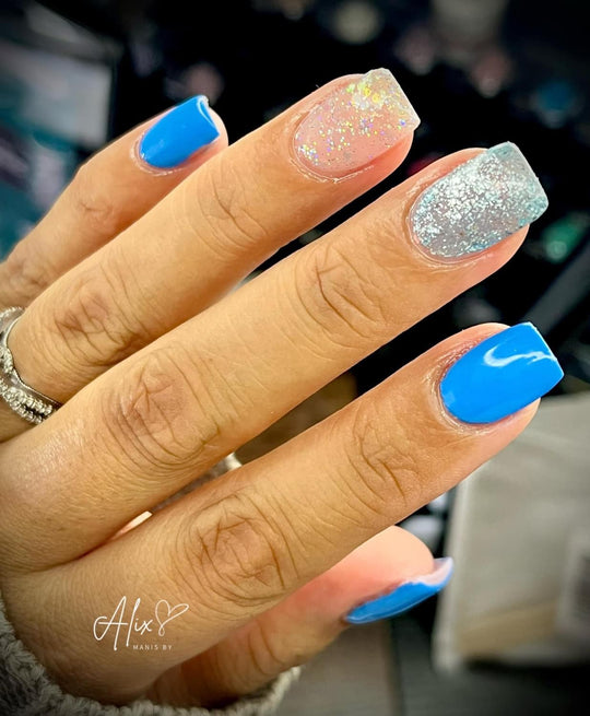 Silver bells - Sundara Nails