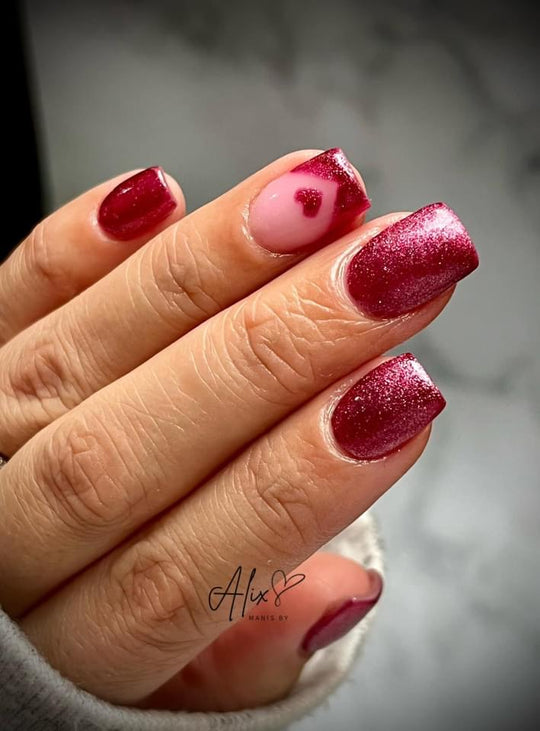 Star Ruby- Soda Crystal Cat Eye Gel