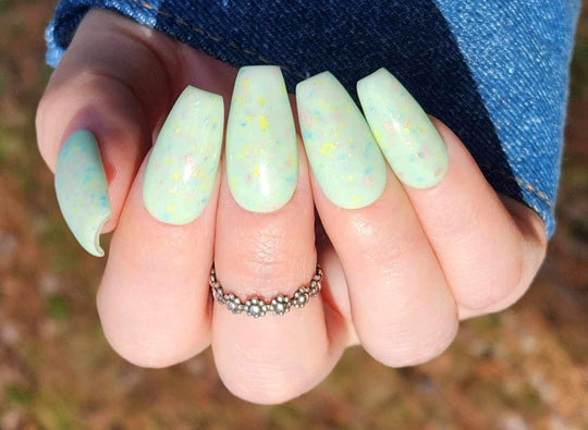Mint Sugar  Rubber Base Coat (Hema Free)
