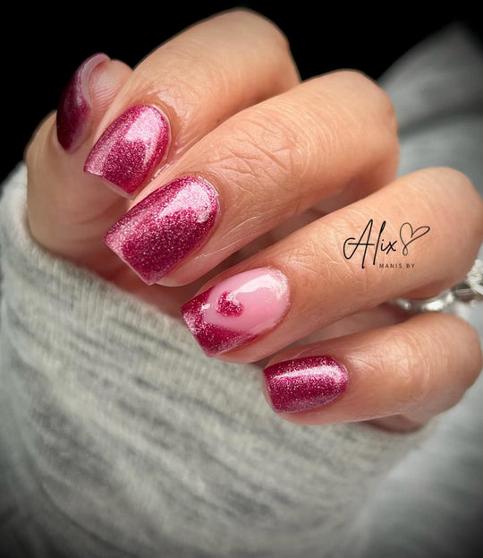 Star Ruby- Soda Crystal Cat Eye Gel