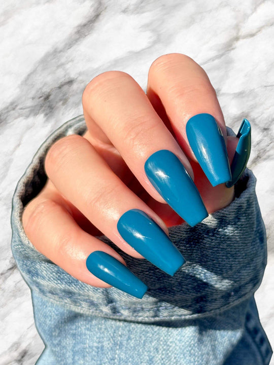 Silent night gel polish