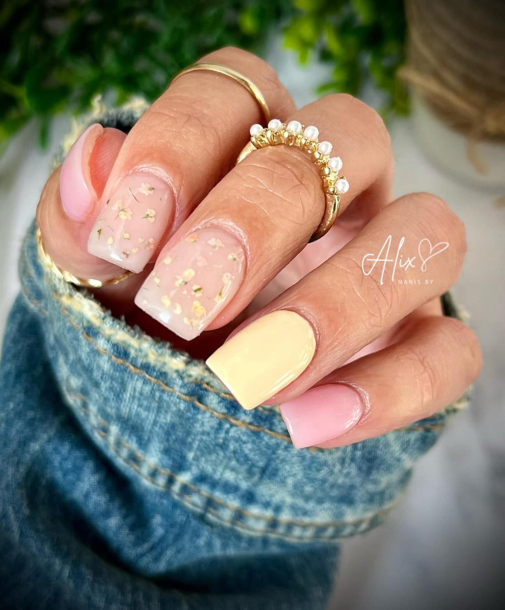 Flower of strength- Light Pink Flower Gel Polish