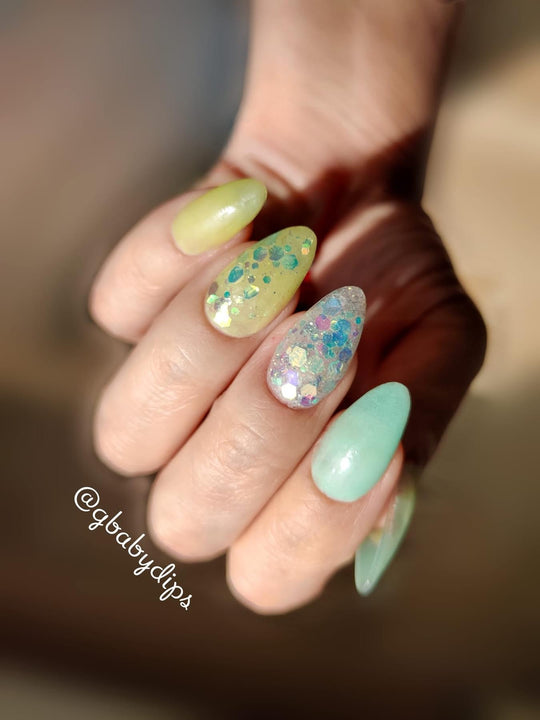 Spring Green- Acrylic & Dip Powder - Sundara Nails