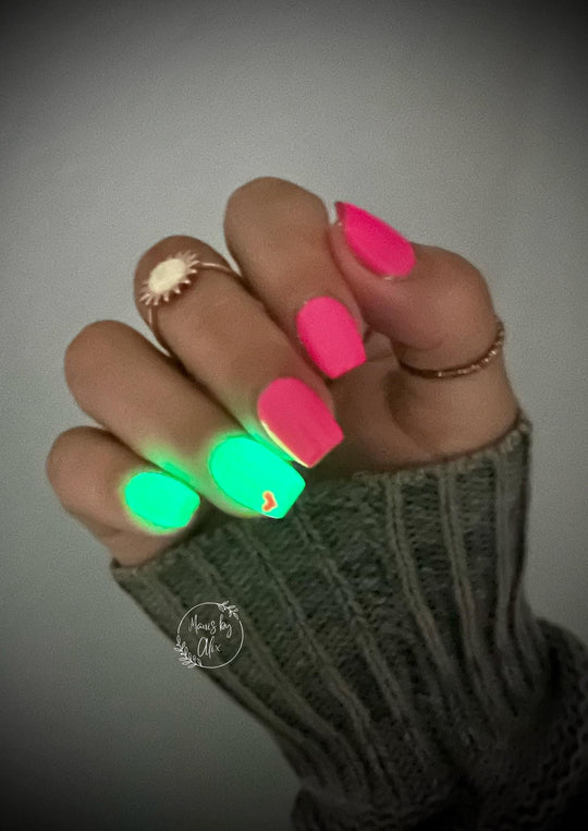 Eerie Glow *Glow Gel Polish