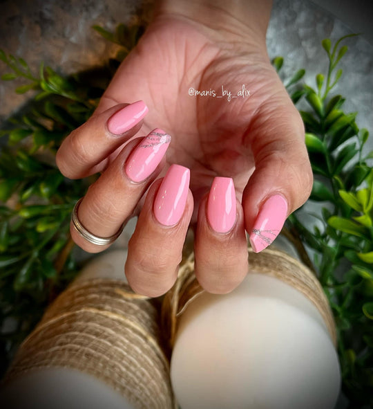 Daddy Long Legs- Reflective Silver Spider Gel - Sundara Nails