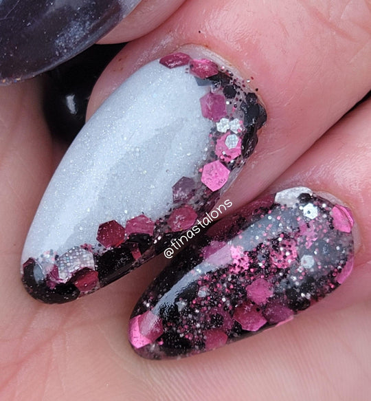 Take a hike - Sundara Nails