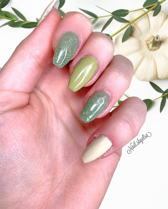 Army Queen-Reflective gel polish - Sundara Nails