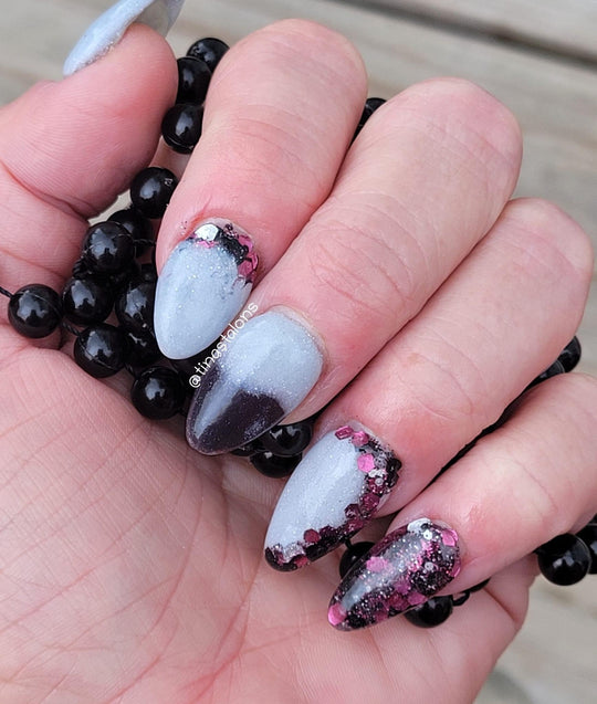 Take a hike - Sundara Nails