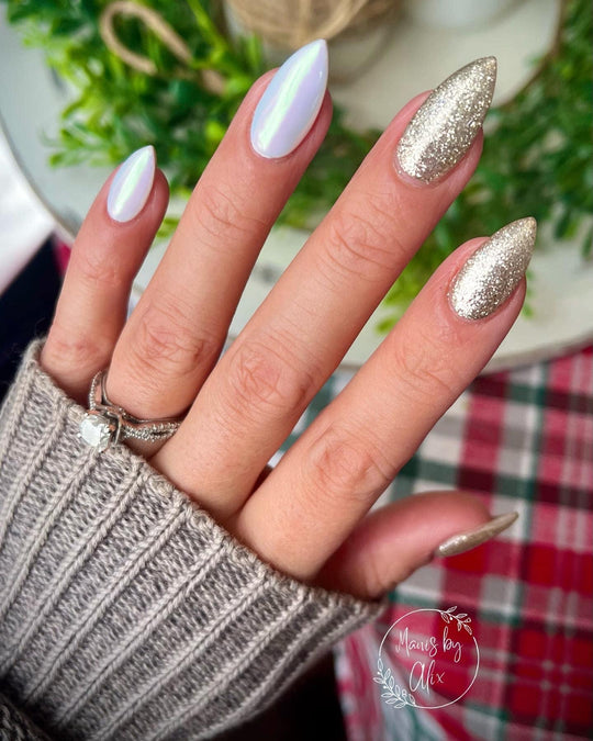New Moon🌙(Hema Free) - Sundara Nails