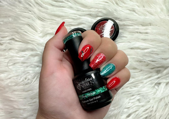 Red Ribbon Christmas (Pudding Gel Trio) - Sundara Nails