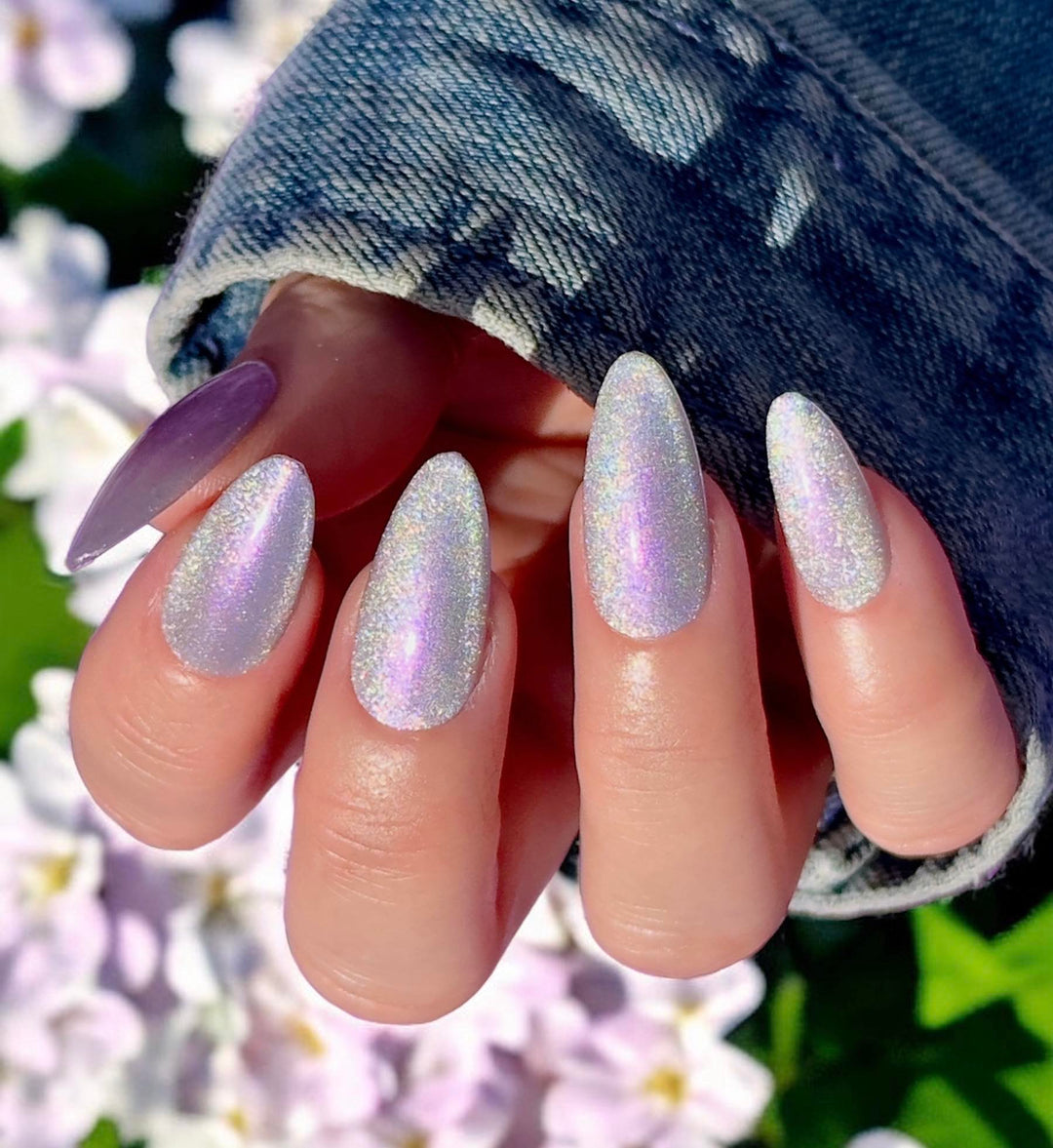 Lavender Pearl- Pearlescent Cat Eye Gel