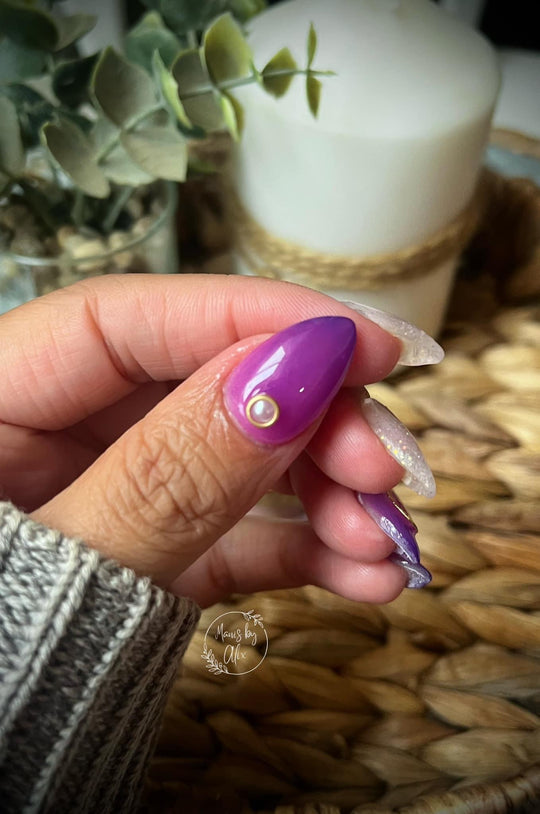 Seahorse (UV color changing) - Sundara Nails
