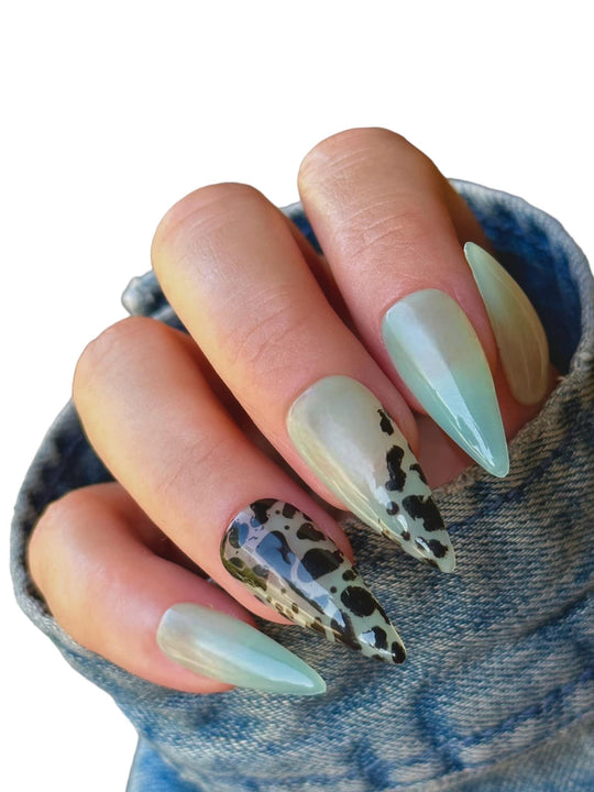 Blue Sun- UV ☀️ Changer Gel - Sundara Nails