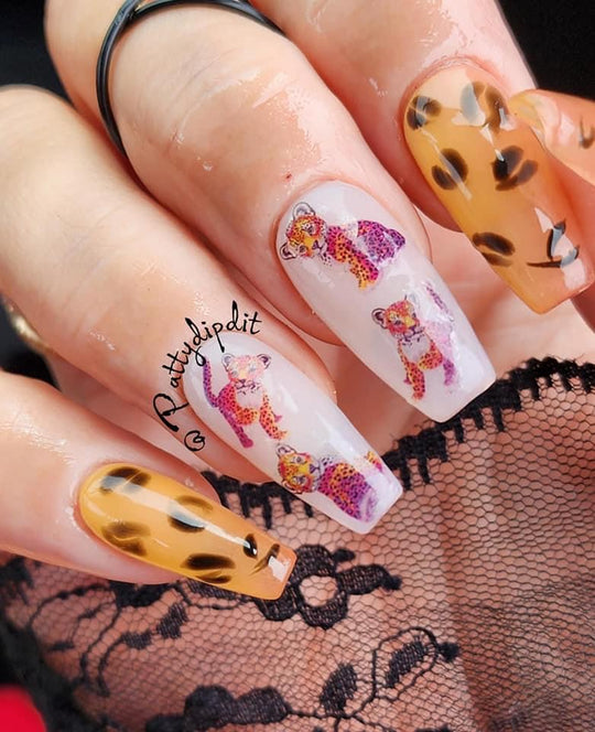 Golden Tortoise Beetle(UV color changing) - Sundara Nails