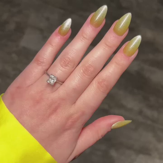 Lemon Quartz- Soda Crystal Cat Eye Gel