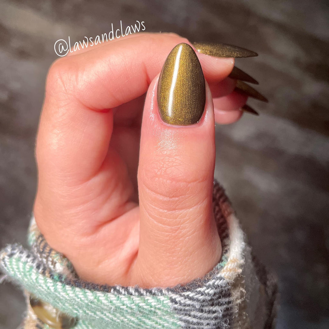 Gomez- Seashell gel polish - Sundara Nails