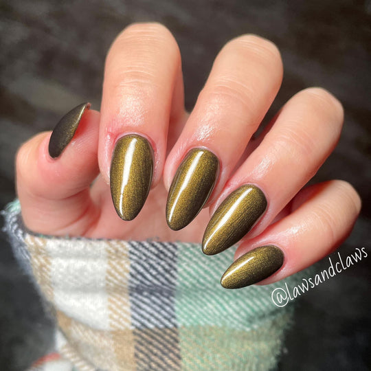 Gomez- Seashell gel polish - Sundara Nails